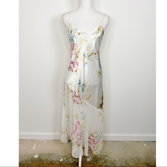Victoria's Secret Other - VTG Victoria Secret Collection Floral Night Gown